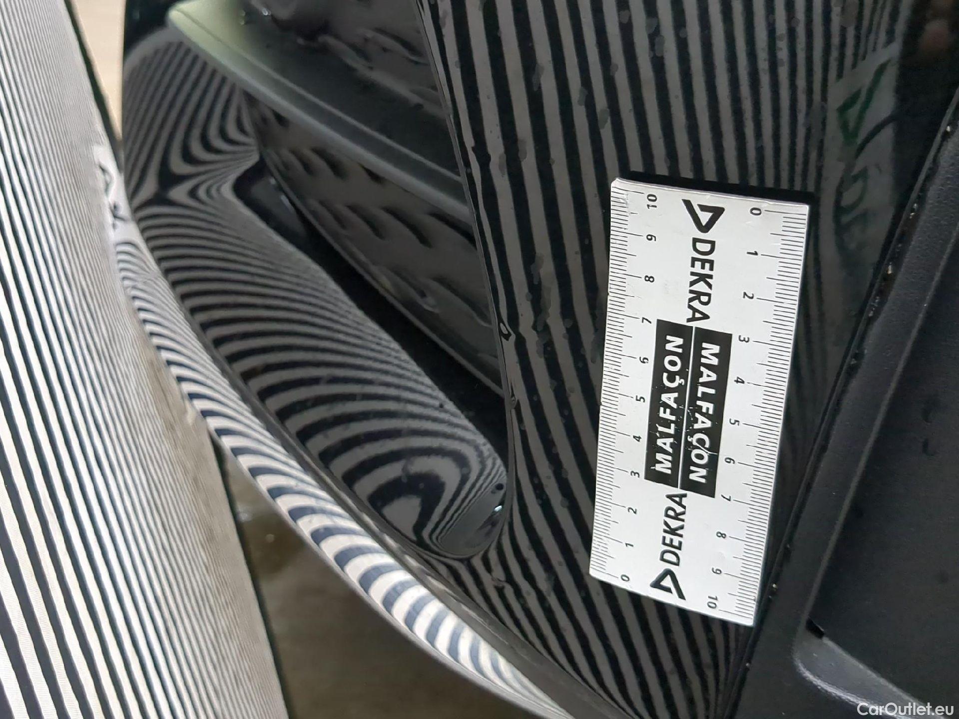  Mercedes  G-Klasee MERCEDES-BENZ GLC / 2019 / 5P / SUV GLC 300 e AMG Line 4Matic #9