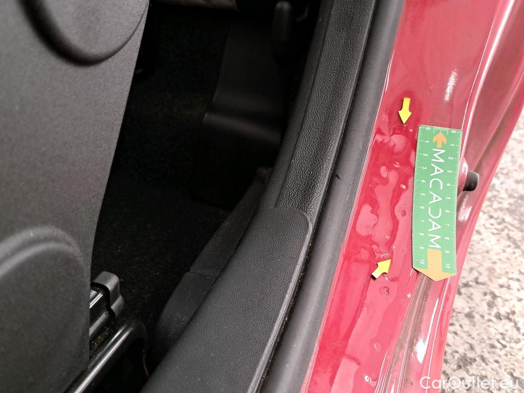  Fiat  500 FIAT  2015 3P Berline Hybrid 10 BSG 70 ch Dolcevita #8