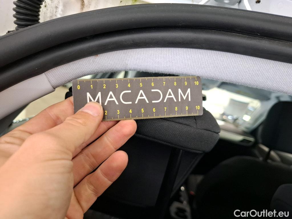  Opel  Corsa  F e Edition 50kWh BVA #17