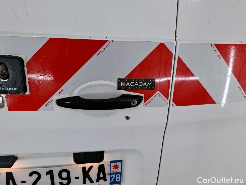  Citroen  Jumpy CITROEN  VU 4p Fourgon Taille M BlueHDi 120 S&S BVM6 Business #26