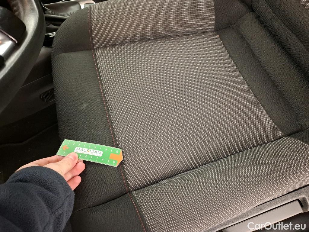  Citroen  C4 Cactus  Feel Nav Société 1.5 BlueHDI 120CV BVA6 E6dT #18