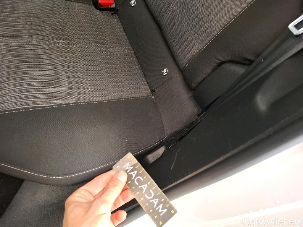  Opel  Corsa  F e Edition 50kWh BVA #3