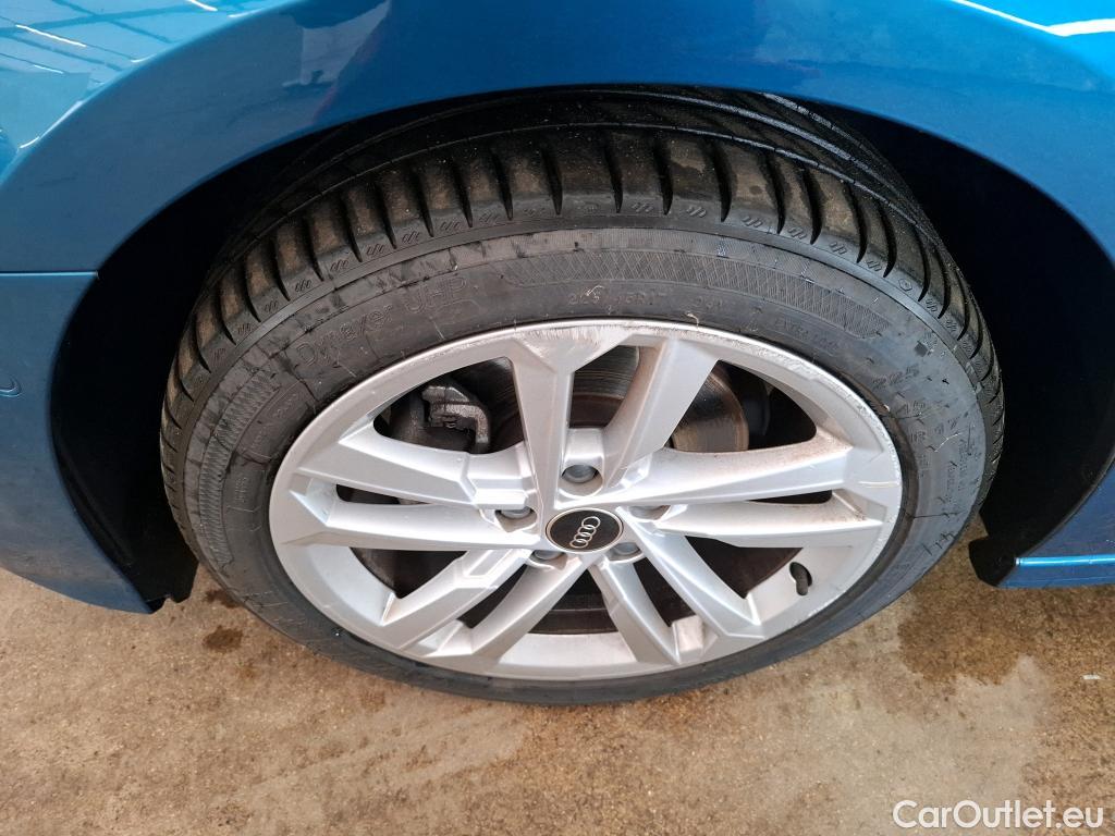  Audi  A3  Sportback 30 TDI Business Line 2.0 TDI 115CV BVA7 E6d #9