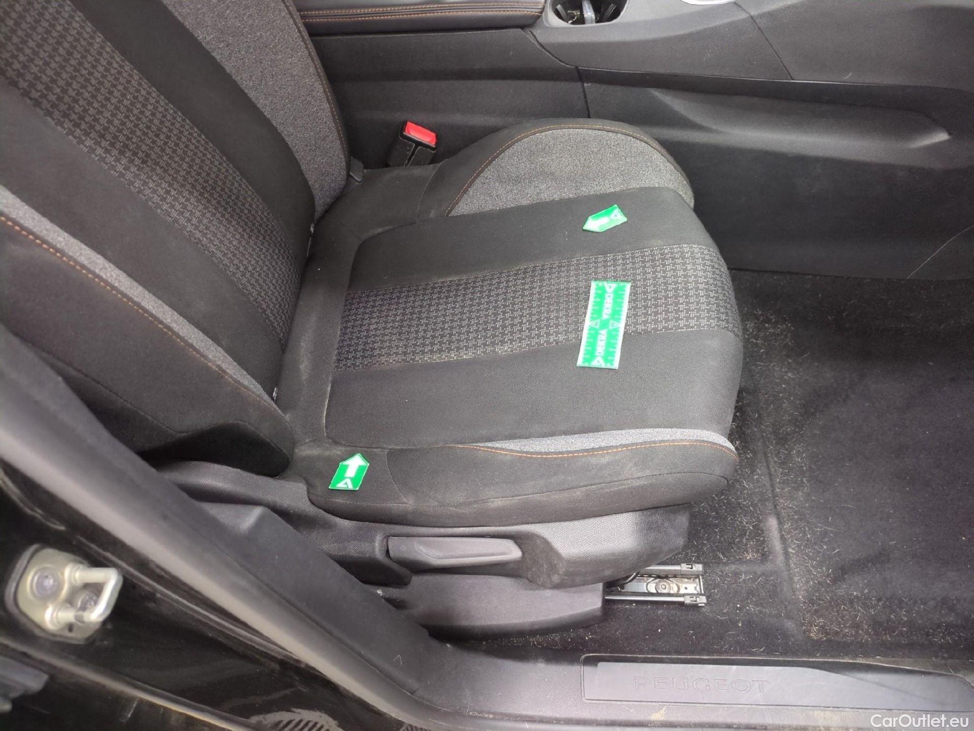  Peugeot  3008  Active 1.5 HDi 130CV BVM6 E6dT #39