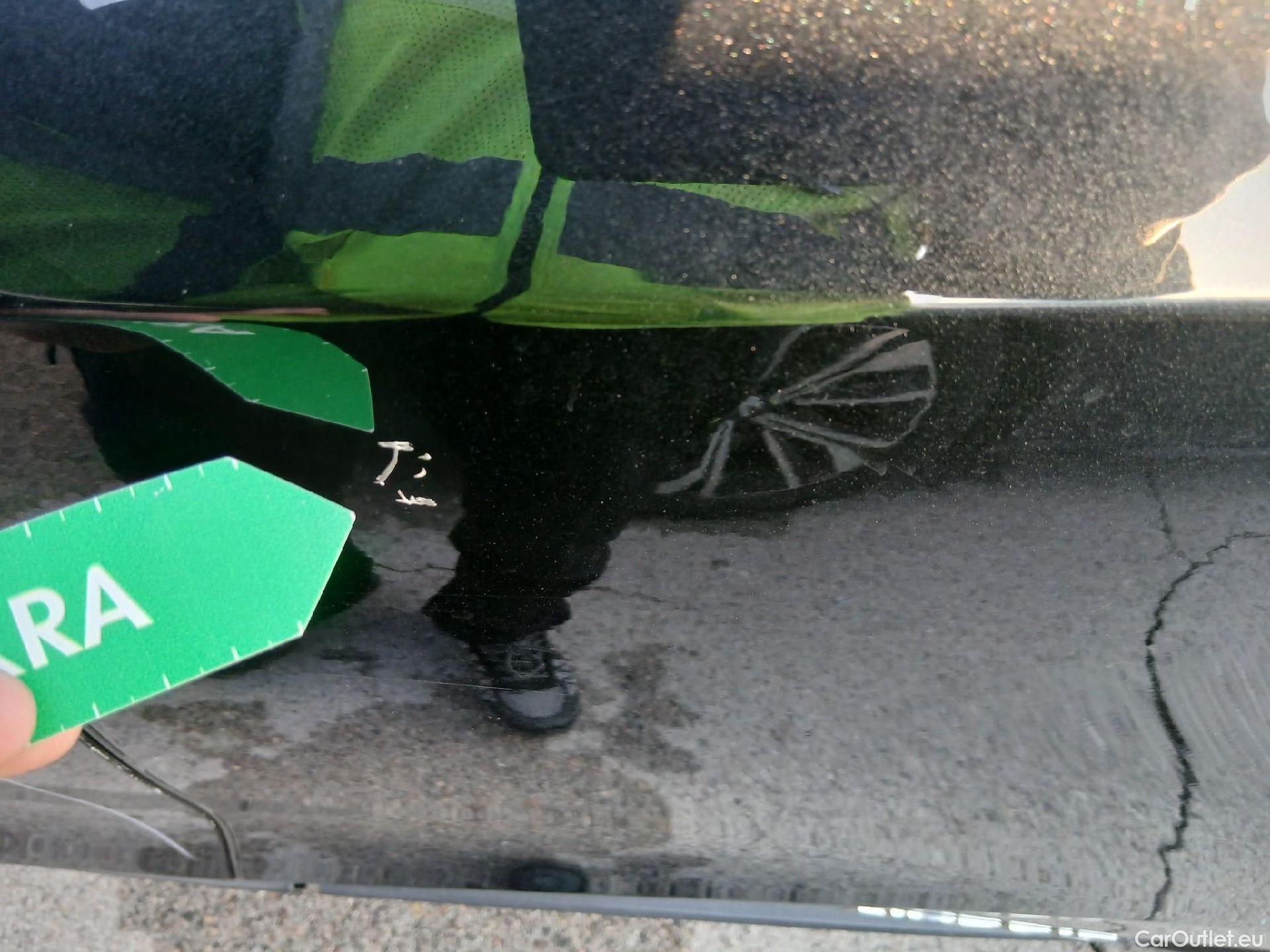  Lexus  UX LEXUS  / 2018 / 5P / todoterreno 2.0 250h Premium #10