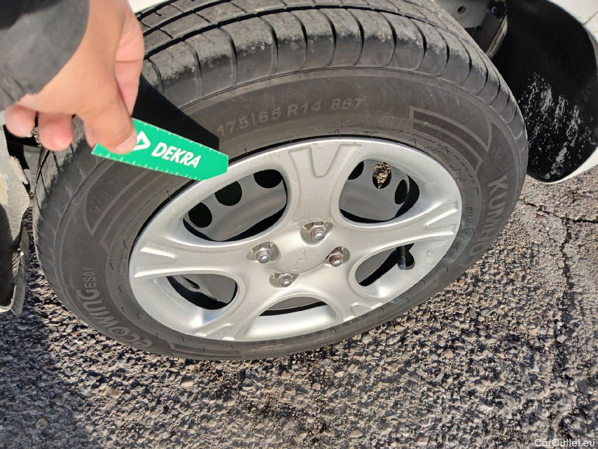  KIA  Picanto KIA  / 2020 / 5P / berlina con portón 1.0 DPi 49kW (67CV) Concept #14