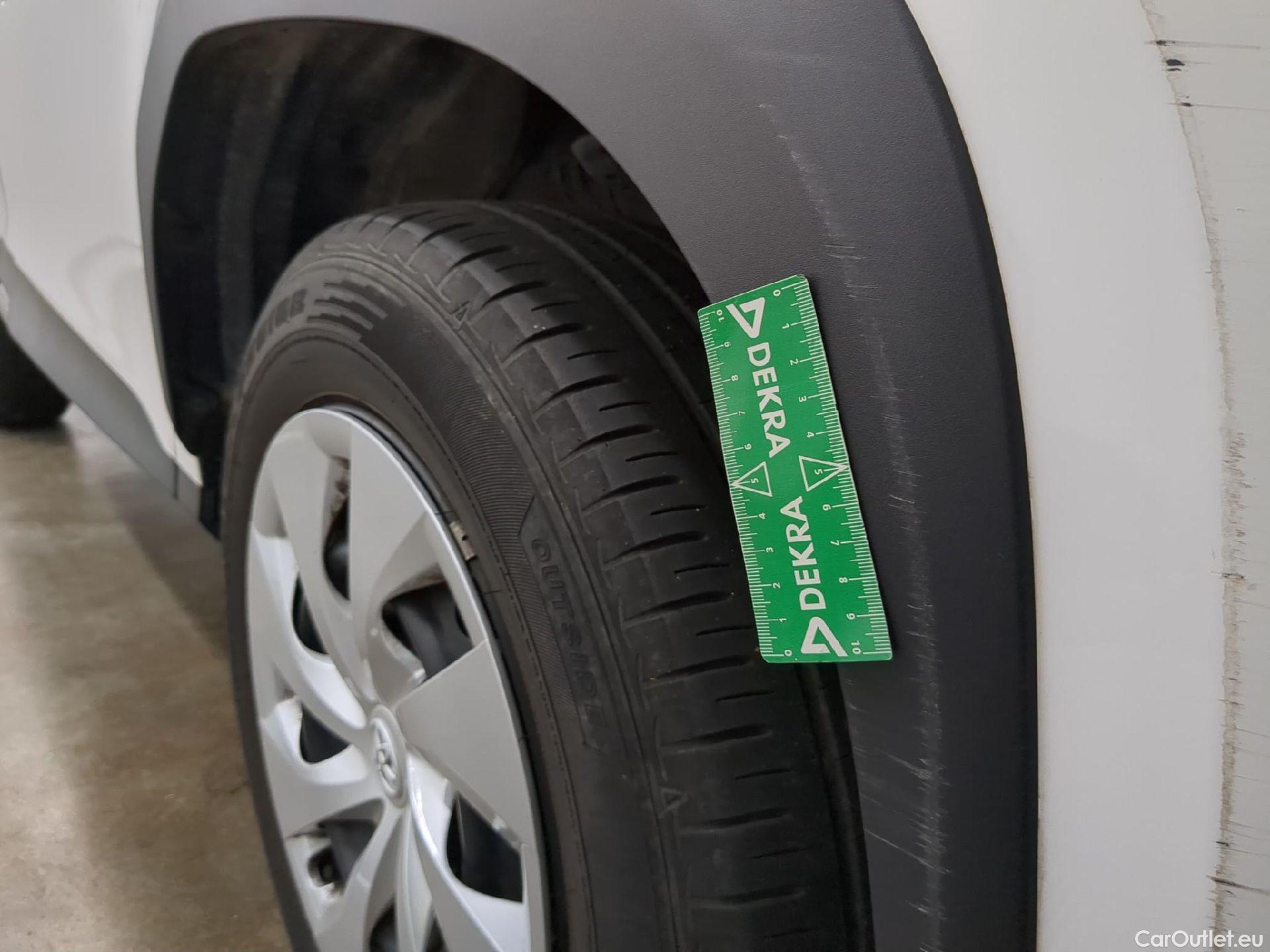  Toyota  Yaris Cross TOYOTA  Hybride / 2021 / 5P / SUV 1.5 HYBRID 116H DYNAMIC AUTO #10