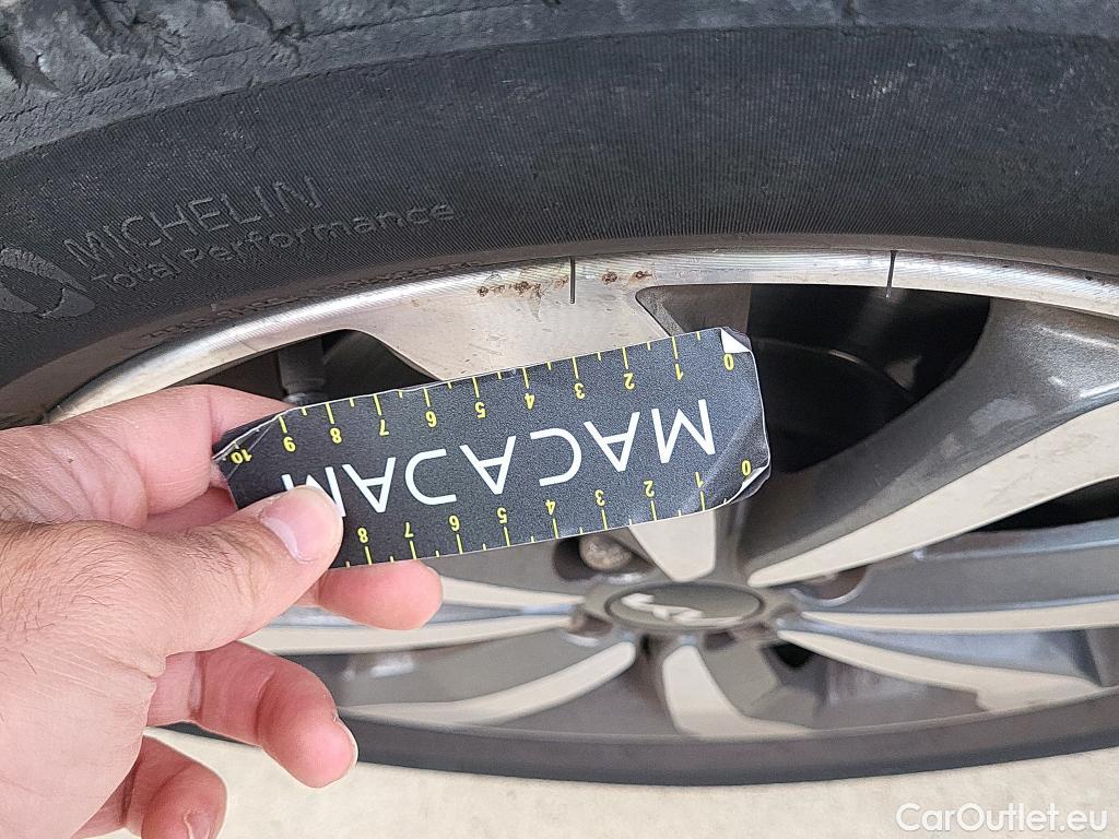  KIA  STONIC KIA  / 2017 / 5P / todoterreno 1.0 T-GDi 74kW (100CV) MHEV iMT Concept #25