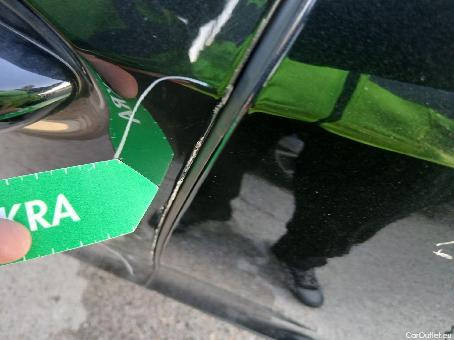  Lexus  UX LEXUS  / 2018 / 5P / todoterreno 2.0 250h Premium #8