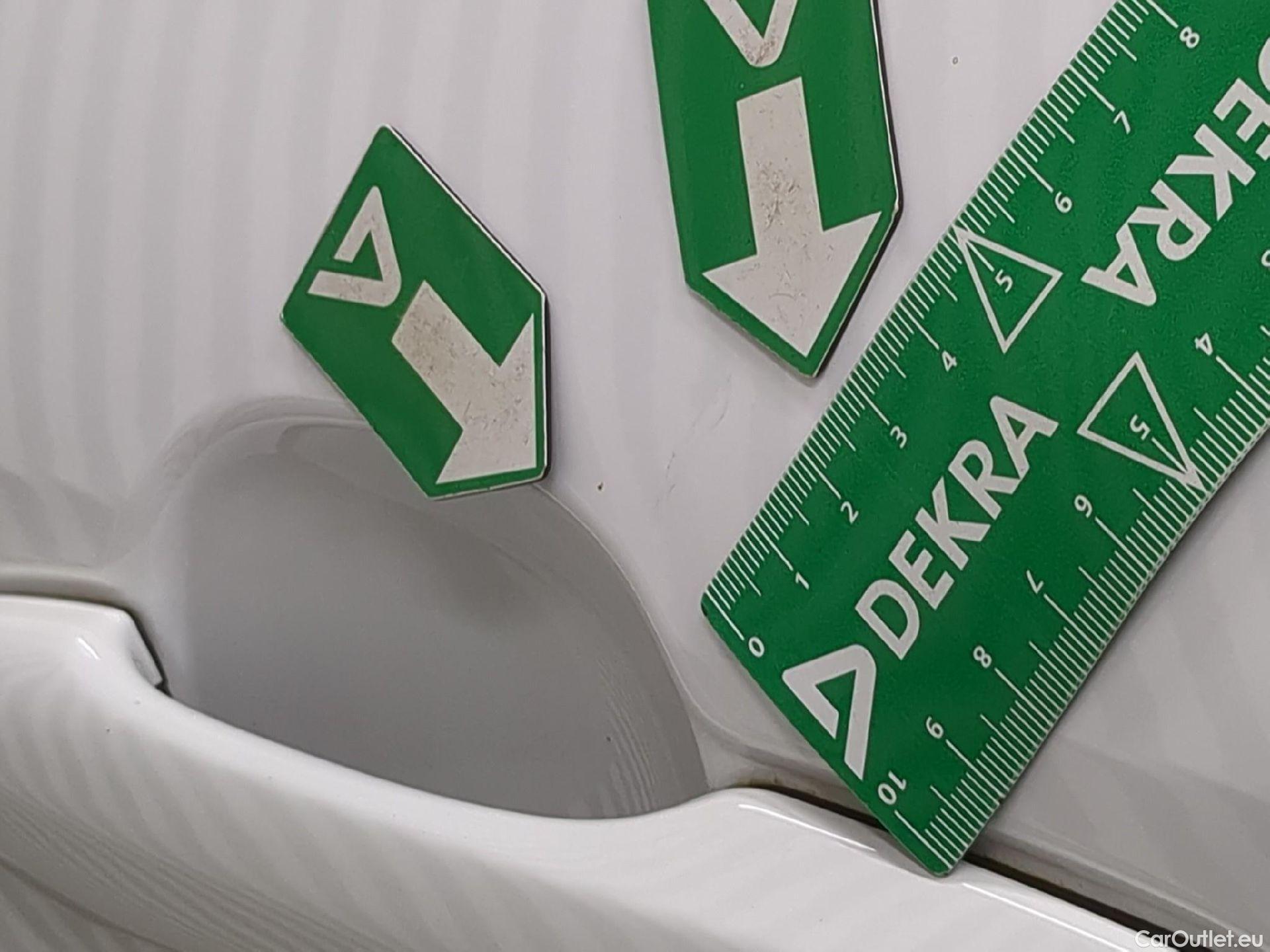  Toyota  Yaris Cross TOYOTA  Hybride / 2021 / 5P / SUV 1.5 HYBRID 116H DYNAMIC AUTO #14