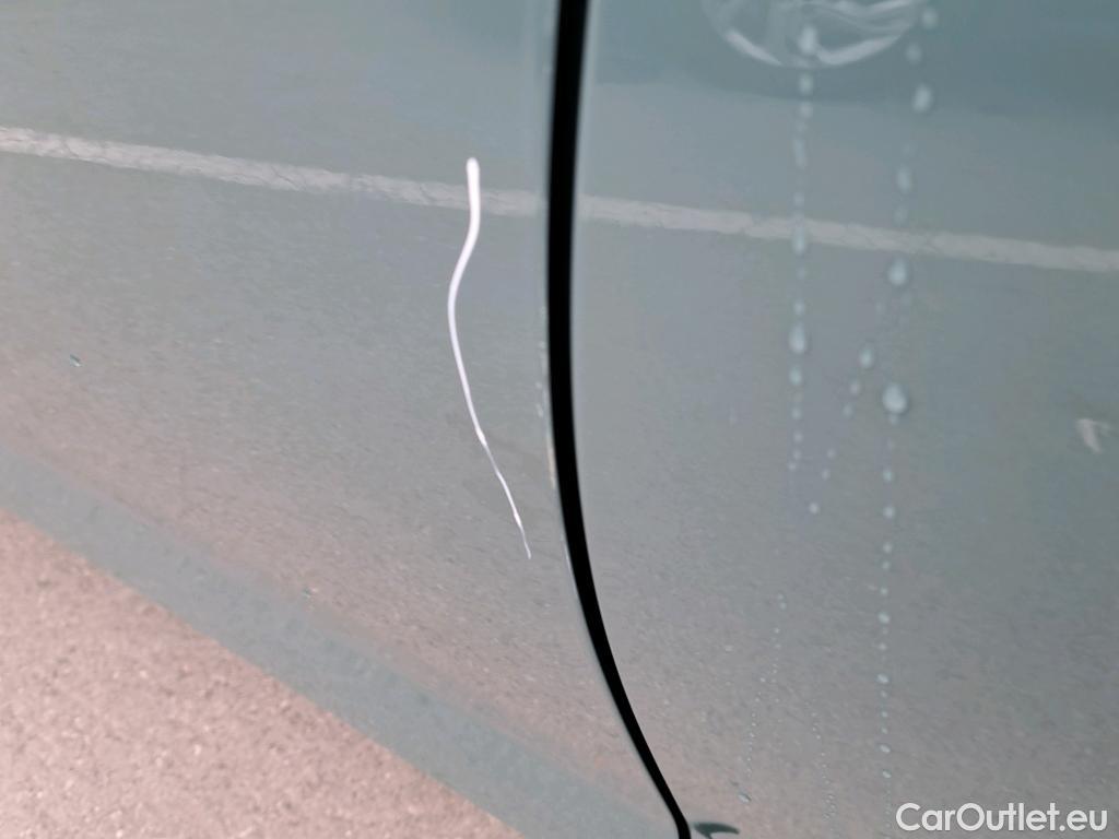  Hyundai  i20 HYUNDAI  / 2023 / 5P / berlina con portón 1.0 TGDI Klass #15