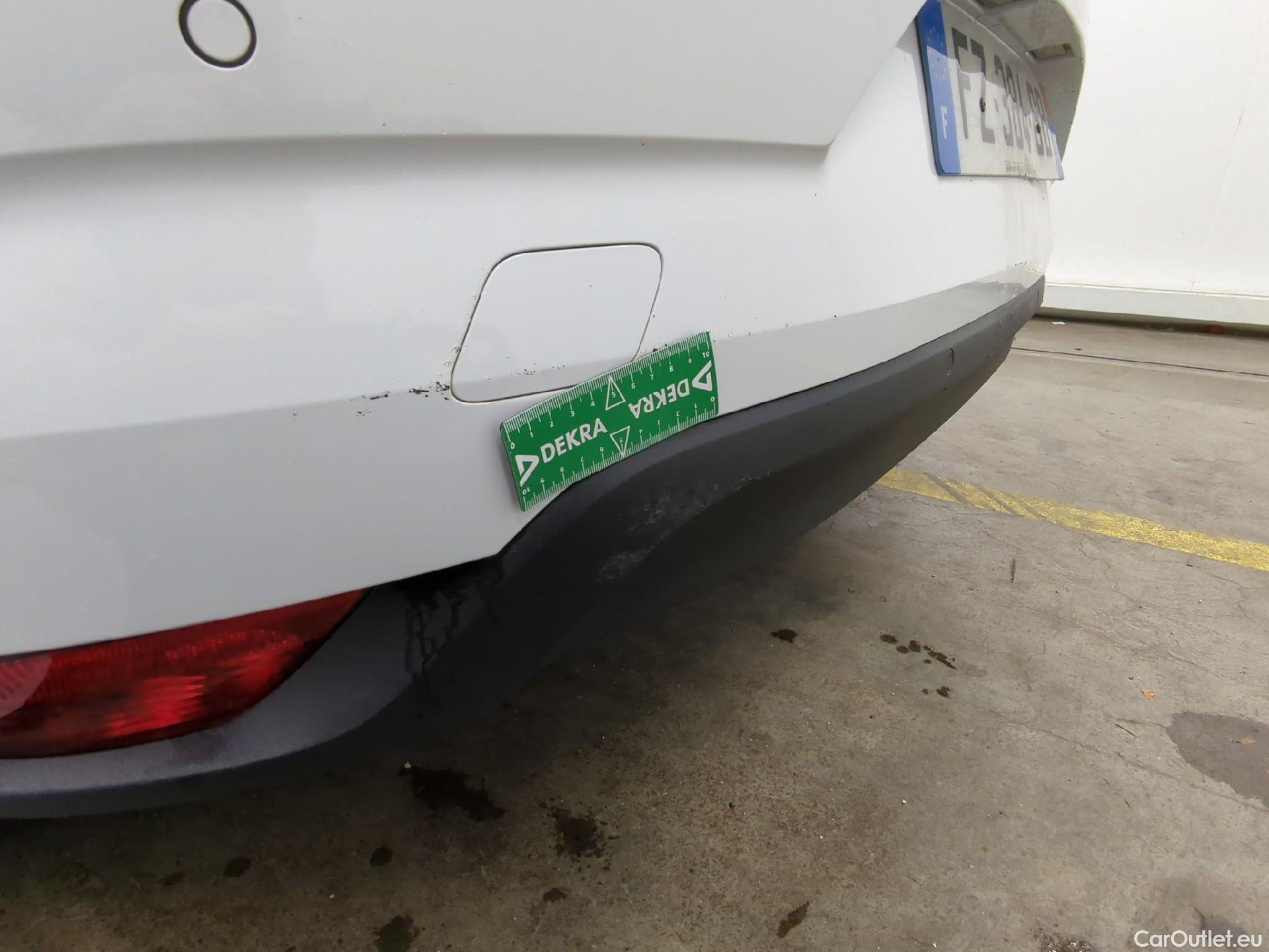  Renault  Megane  IV Berline 5pt. Business 1.5 dCi 115CV BVM6 E6d #29