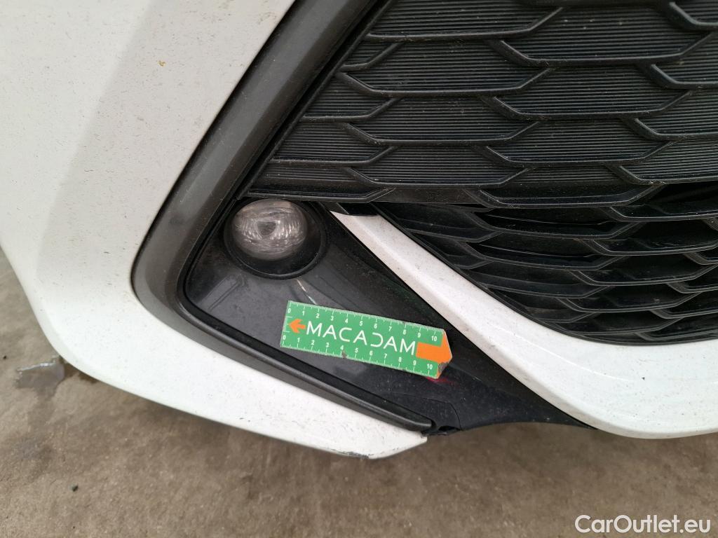  Toyota  Corolla TOYOTA  / 2018 / 5P / Berline Hybride 122h Dynamic Business Beyond Zer #16