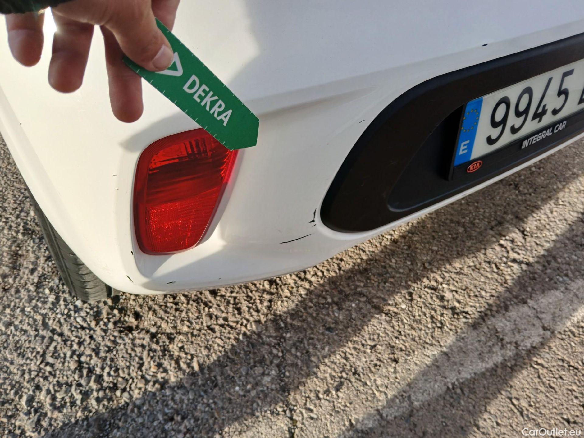  KIA  Picanto KIA  / 2020 / 5P / berlina con portón 1.0 DPi 49kW (67CV) Concept #16