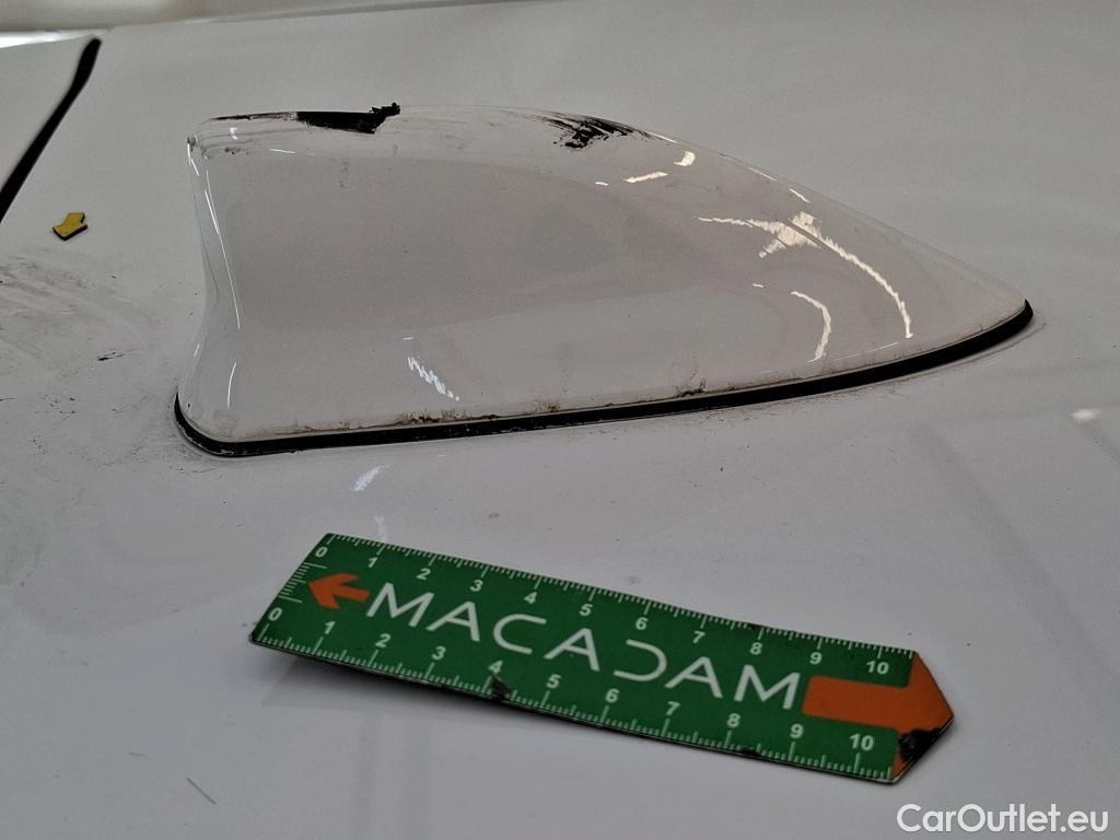  Toyota  Corolla TOYOTA  / 2018 / 5P / Berline Hybride 122h Dynamic Business Beyond Zer #57