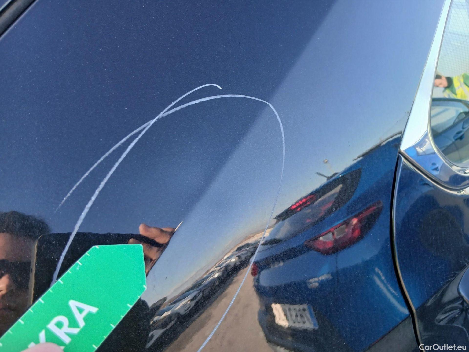  Lexus  UX LEXUS  / 2018 / 5P / todoterreno 2.0 250h Premium #16