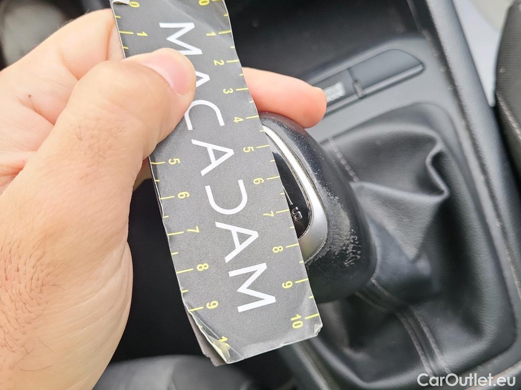  KIA  STONIC KIA  / 2017 / 5P / todoterreno 1.0 T-GDi 74kW (100CV) MHEV iMT Concept #10