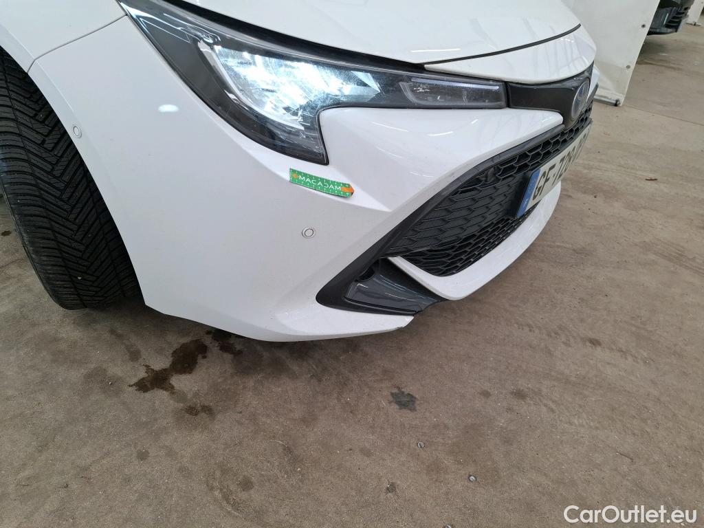  Toyota  Corolla TOYOTA  / 2018 / 5P / Berline Hybride 122h Dynamic Business Beyond Zer #46