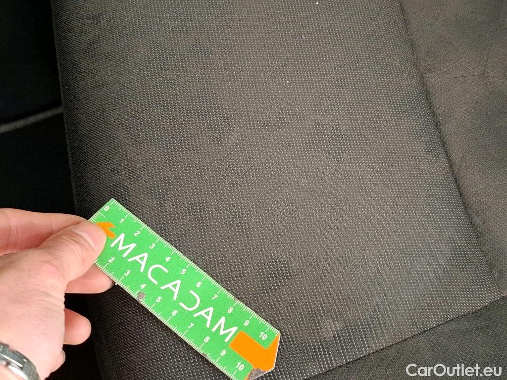  Toyota  Corolla TOYOTA  / 2018 / 5P / Berline Hybride 122h Dynamic Business Beyond Zer #40