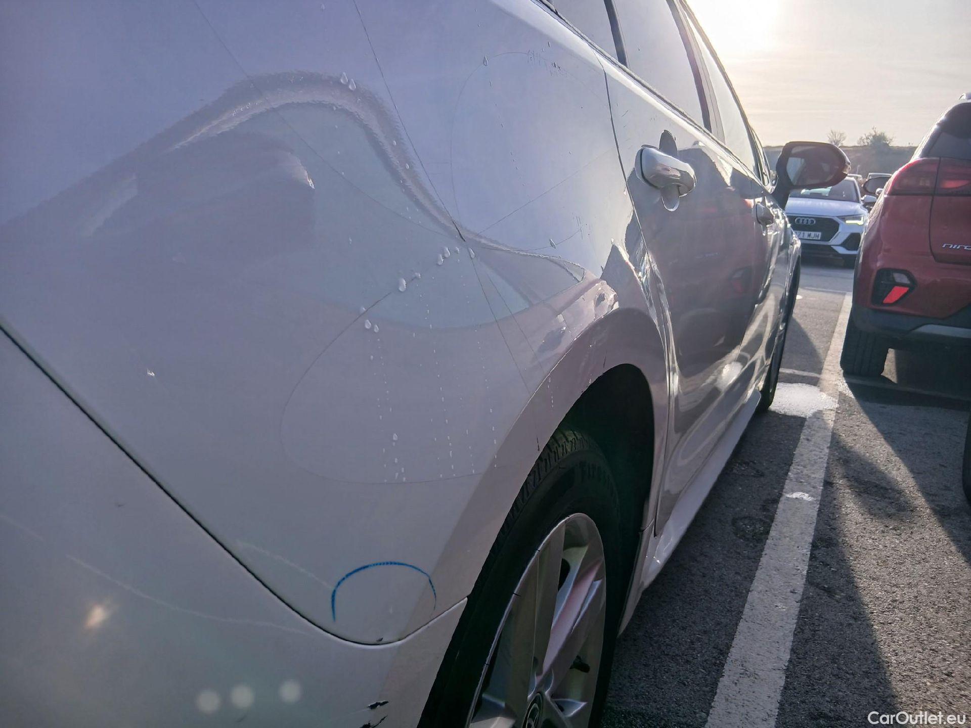  Toyota  Corolla TOYOTA  / 2019 / 5P / familiar 1.8 125H ACTIVE TECH E-CVT TOU SPORT #34