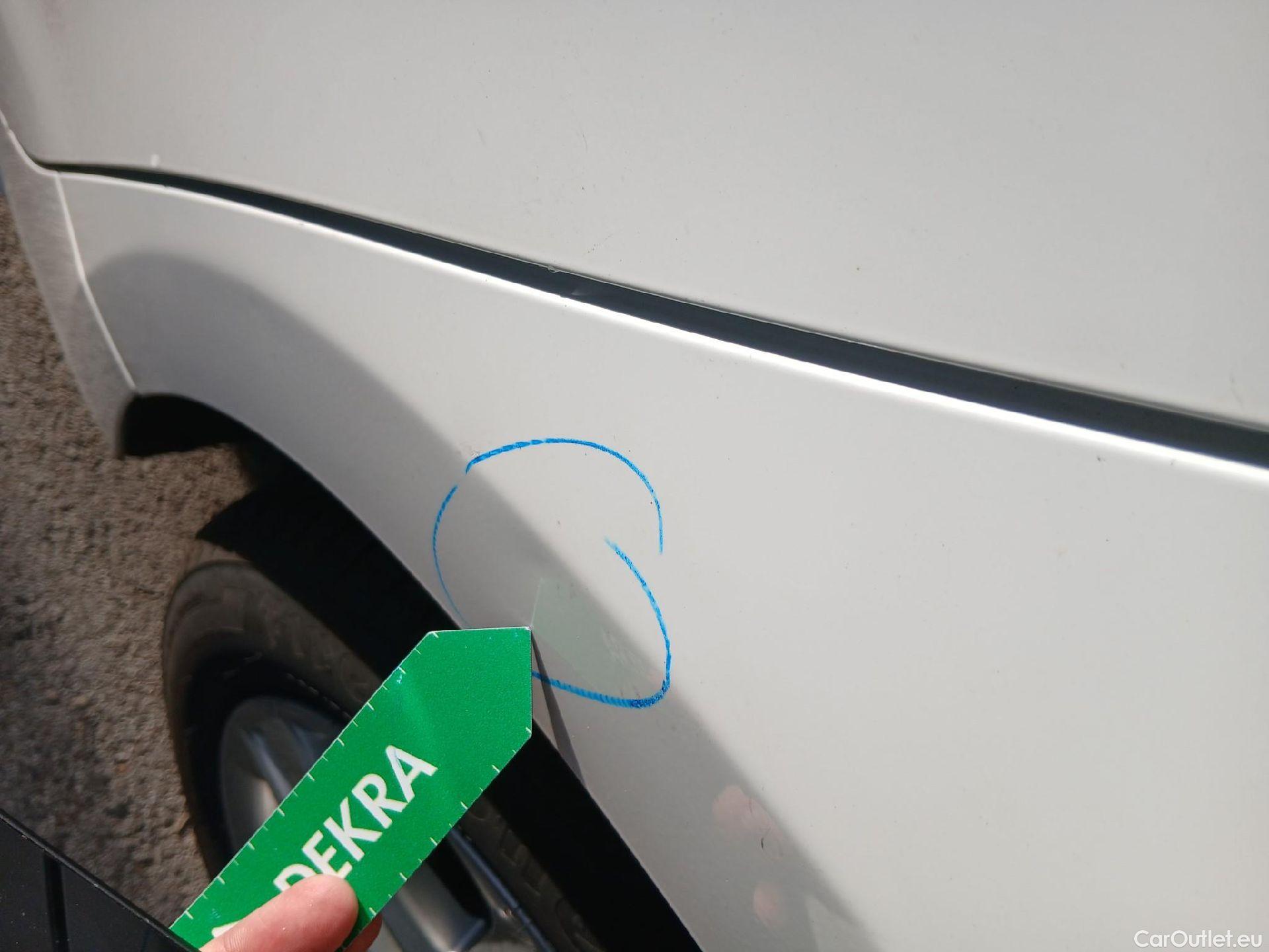  Toyota  Corolla TOYOTA  / 2019 / 5P / familiar 1.8 125H ACTIVE TECH E-CVT TOU SPORT #26