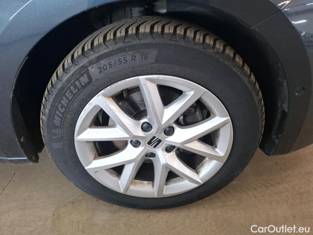  Seat  Leon SEAT  / 2020 / 5P / Berline 2.0 TDI 150 DSG S&S Style Business #9