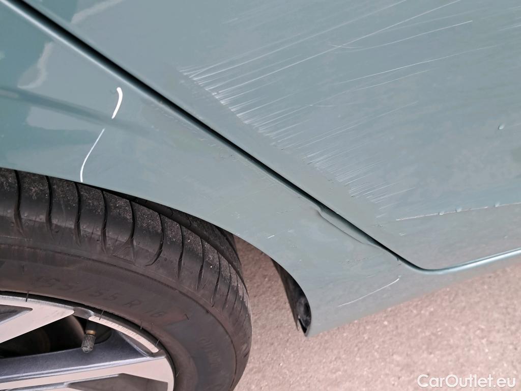  Hyundai  i20 HYUNDAI  / 2023 / 5P / berlina con portón 1.0 TGDI Klass #10