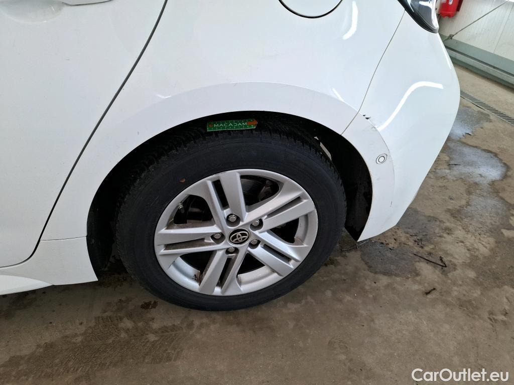  Toyota  Corolla TOYOTA  / 2018 / 5P / Berline Hybride 122h Dynamic Business Beyond Zer #43