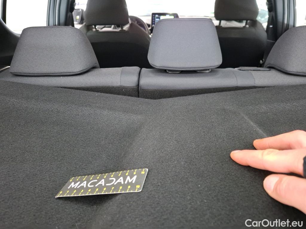  Toyota  C-HR TOYOTA  / 2016 / 5P / SUV 1.8 Hybride 122 Dynamic Business Stage A #2