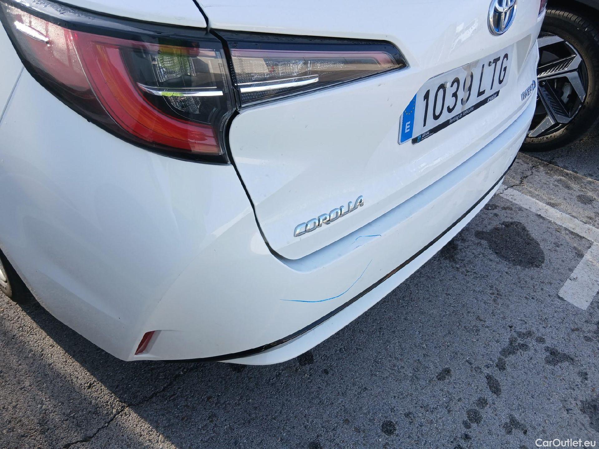  Toyota  Corolla TOYOTA  / 2019 / 5P / familiar 1.8 125H ACTIVE TECH E-CVT TOU SPORT #27