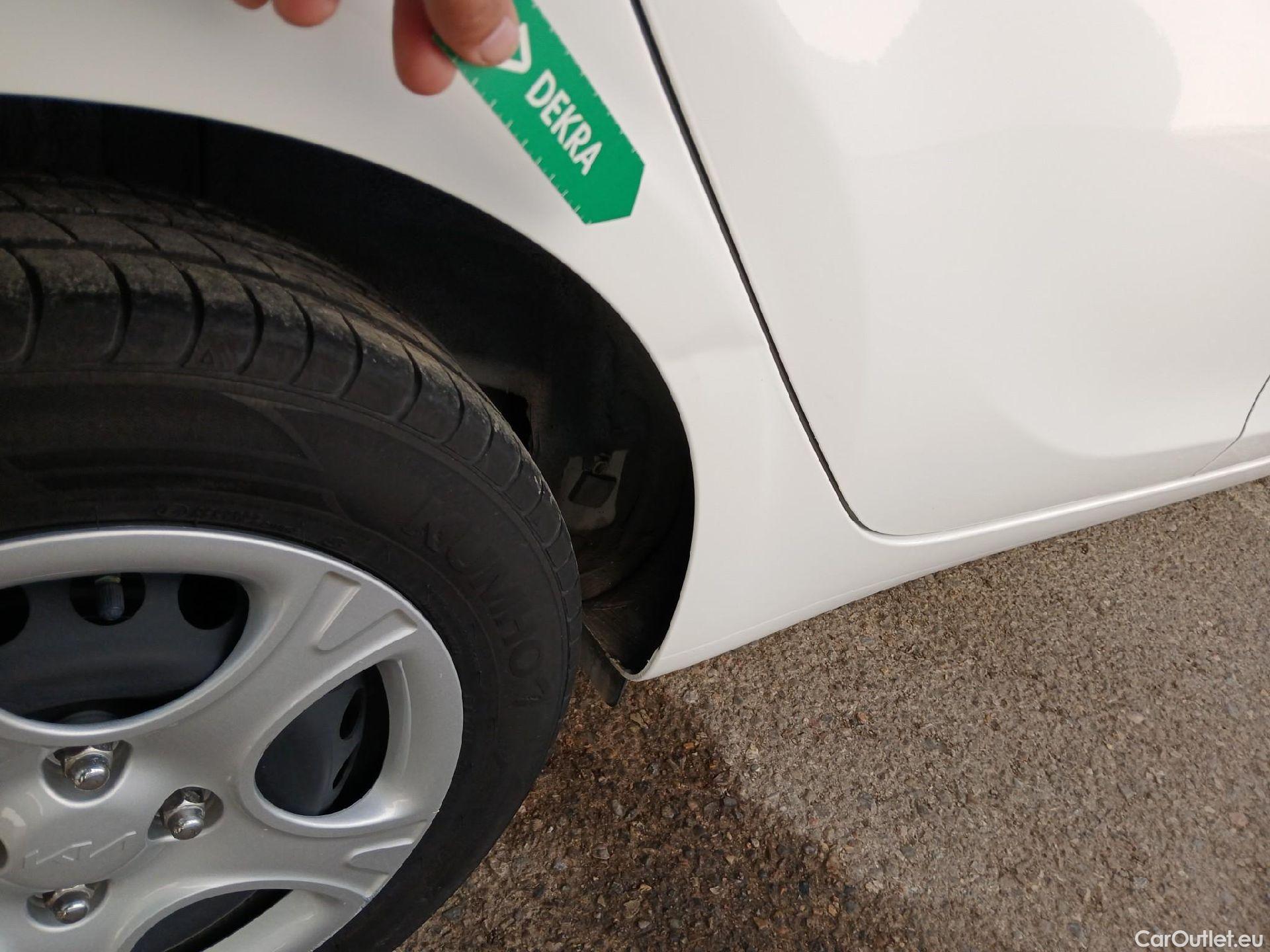  KIA  Picanto KIA  / 2020 / 5P / berlina con portón 1.0 DPi 49kW (67CV) Concept #18