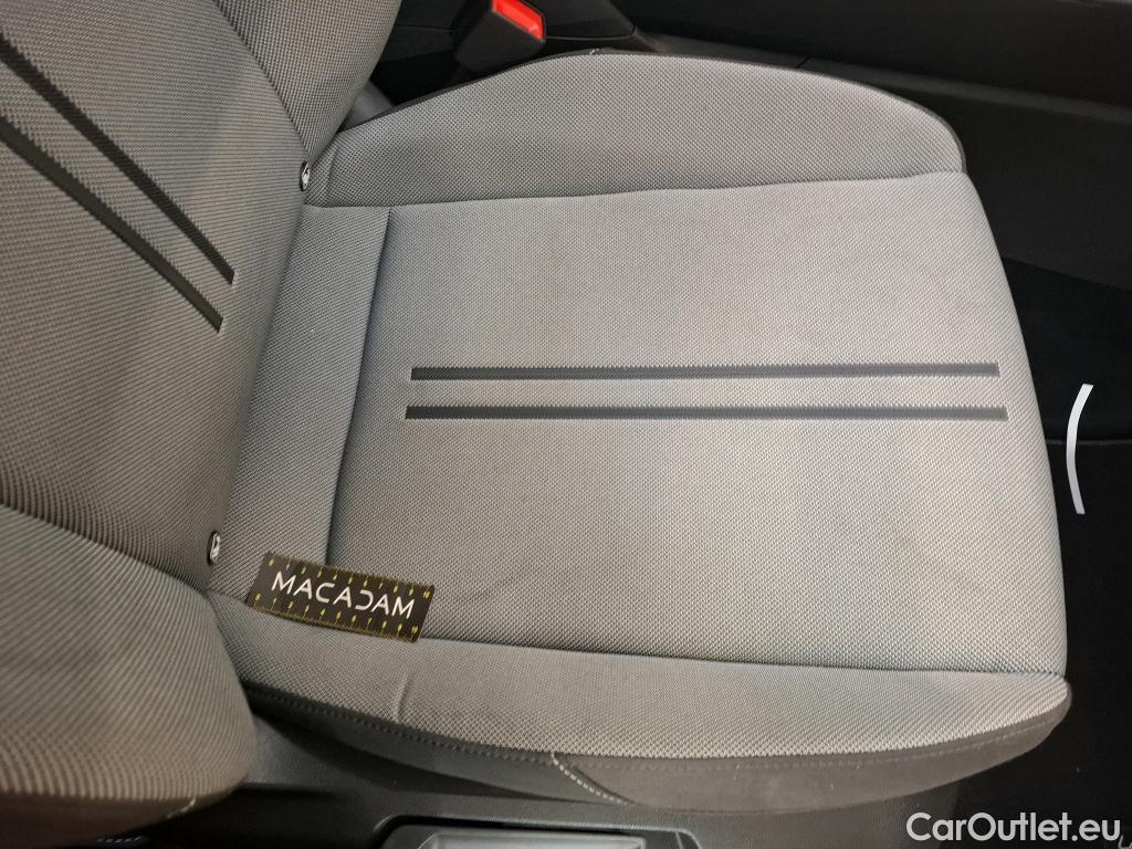  Seat  Leon SEAT  / 2020 / 5P / Berline 2.0 TDI 150 DSG S&S Style Business #15