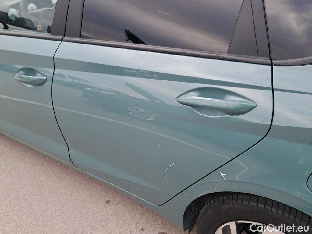  Hyundai  i20 HYUNDAI  / 2023 / 5P / berlina con portón 1.0 TGDI Klass #20