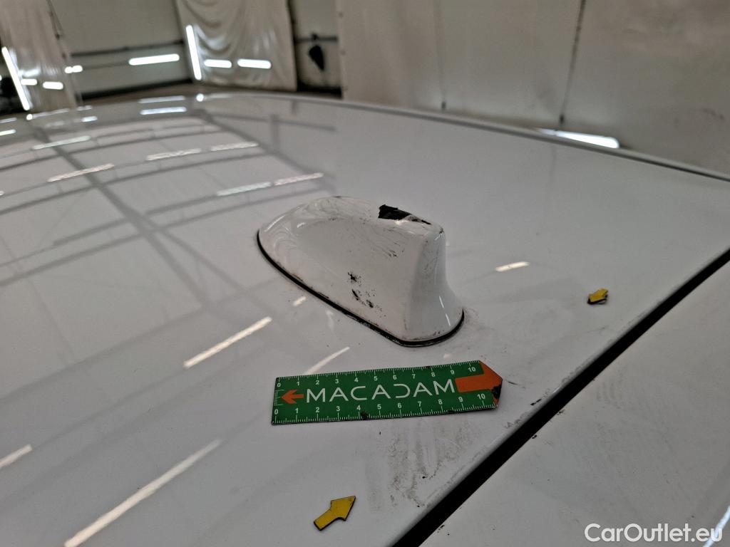  Toyota  Corolla TOYOTA  / 2018 / 5P / Berline Hybride 122h Dynamic Business Beyond Zer #53