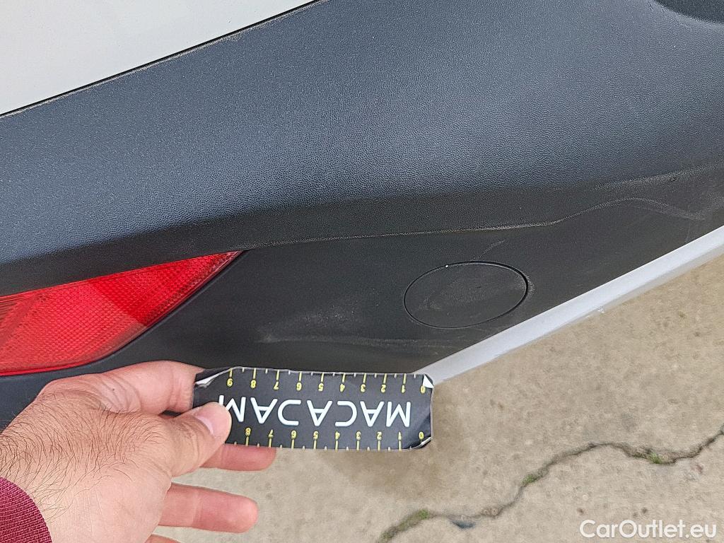  KIA  STONIC KIA  / 2017 / 5P / todoterreno 1.0 T-GDi 74kW (100CV) MHEV iMT Concept #14