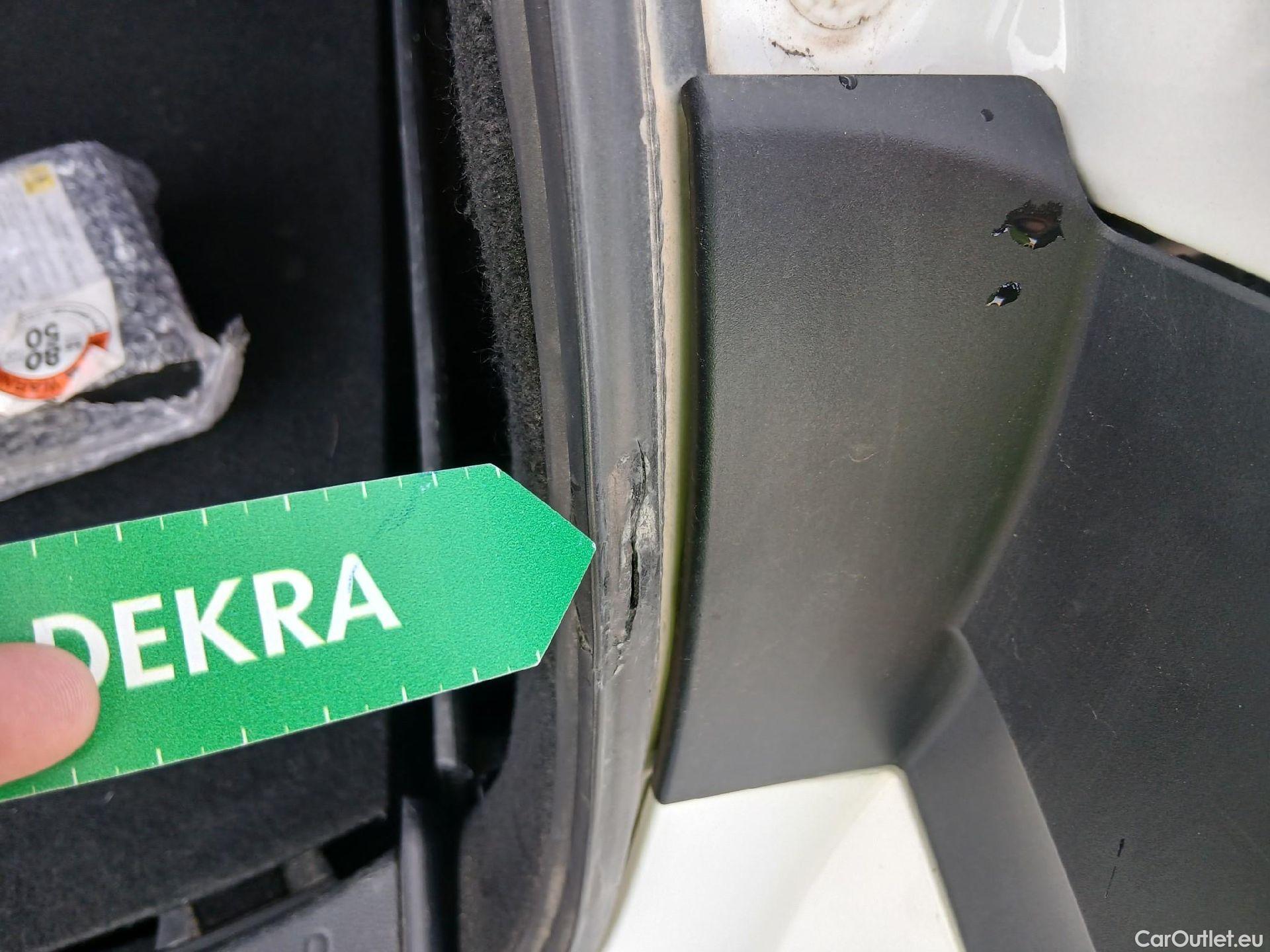  Toyota  Corolla TOYOTA  / 2019 / 5P / familiar 1.8 125H ACTIVE TECH E-CVT TOU SPORT #11