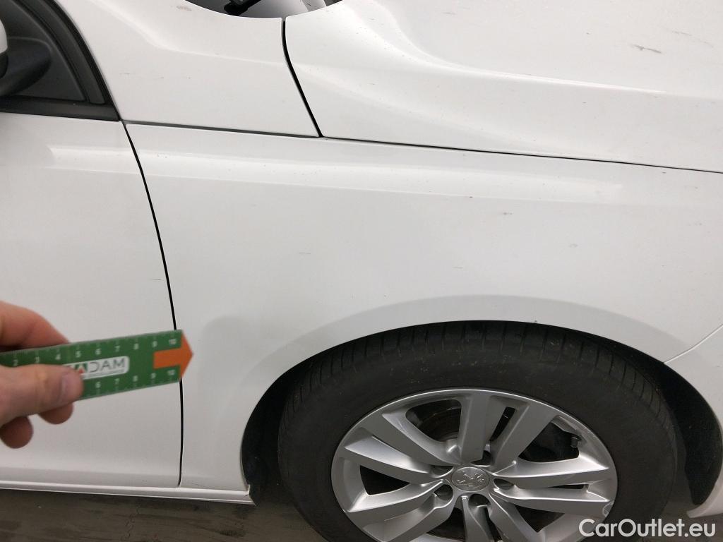  Peugeot  308 PEUGEOT  / 2017 / 5P / familiar SW Active Pack BlueHDi 130 S&S (AC2) #6