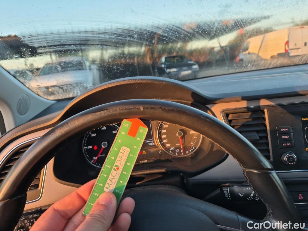  Seat  Leon SEAT León / 2016 / 5P / berlina con portón 1.6 TDI 85kW (115CV) St&Sp Style #16