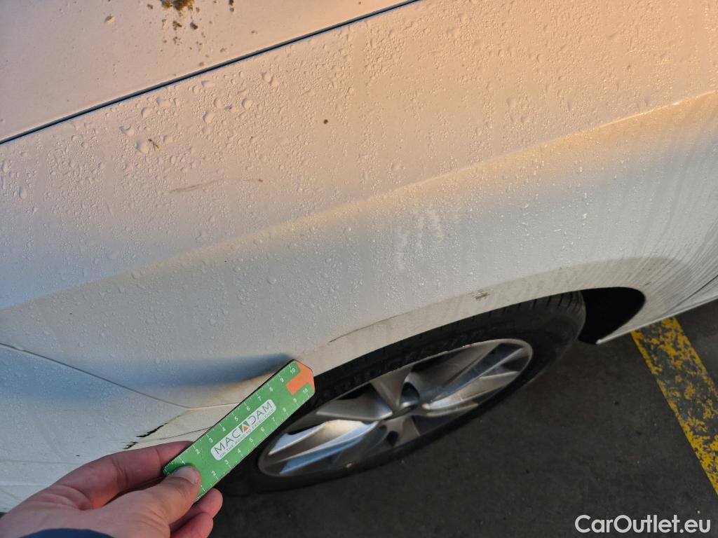  Seat  Leon SEAT León / 2016 / 5P / berlina con portón 1.6 TDI 85kW (115CV) St&Sp Style #9