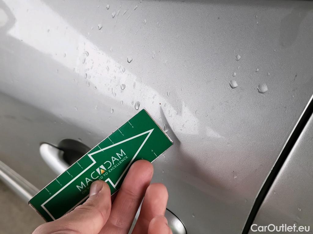  Renault  Megane RENAULT MÉGANE 5p 3G familiar Sp. Tou. Bose Energy dCi 130 S&S Euro 6 #46