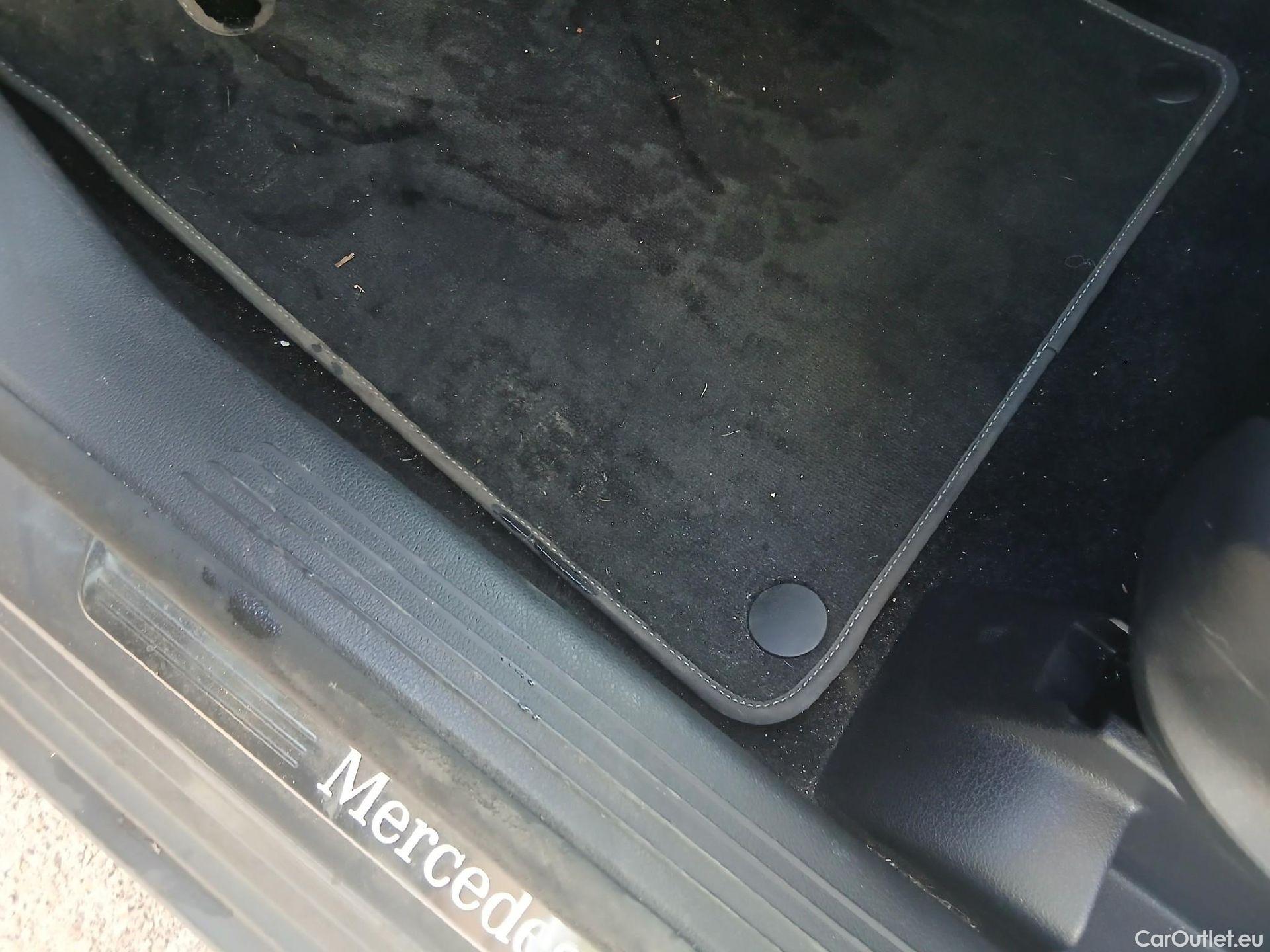  Mercedes  B-Klasse MERCEDES-BENZ Clase B / 2019 / 5P / monovolumen compacto B 250 e #1