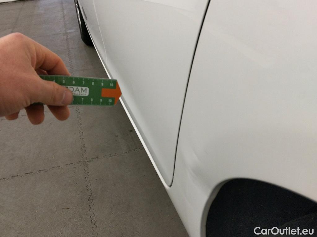  Peugeot  308 PEUGEOT  / 2017 / 5P / familiar SW Active Pack BlueHDi 130 S&S (AC2) #31