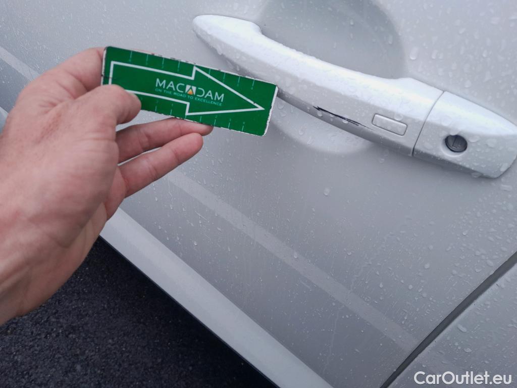  Nissan  Qashqai NISSAN  / 2021 / 5P / todoterreno DIG-T 103kW (140CV) mHEV 4x2 N-Connecta #18