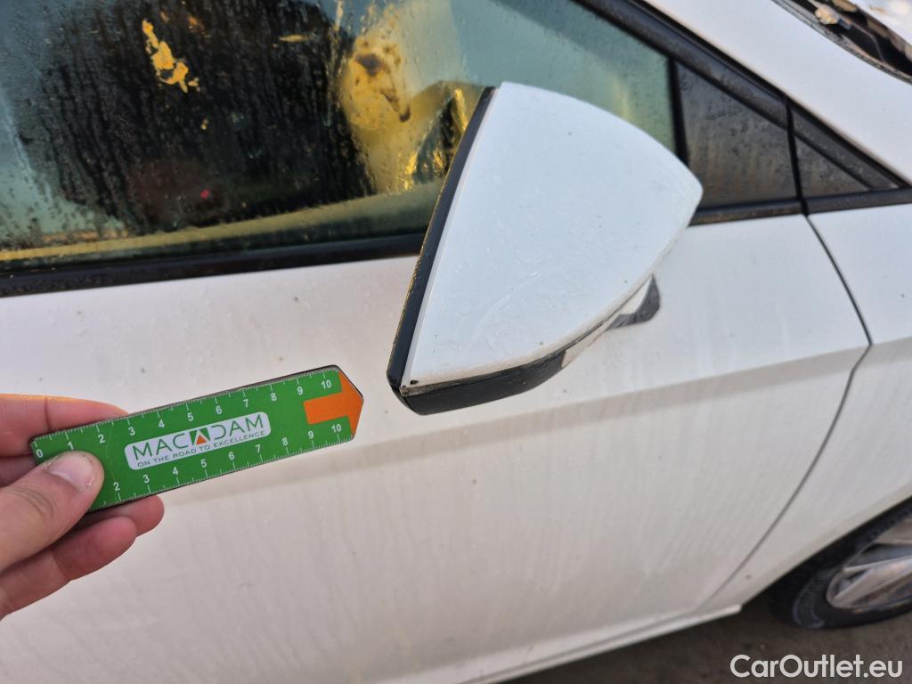  Seat  Leon SEAT León / 2016 / 5P / berlina con portón 1.6 TDI 85kW (115CV) St&Sp Style #33