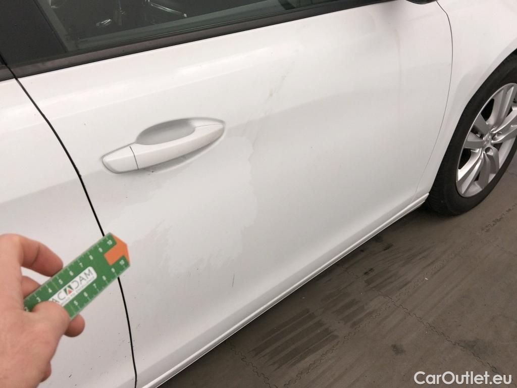  Peugeot  308 PEUGEOT  / 2017 / 5P / familiar SW Active Pack BlueHDi 130 S&S (AC2) #8