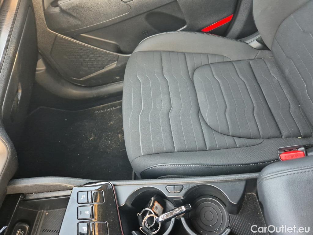  KIA  Sportage KIA  / 2022 / 5P / todoterreno 1.6 T-GDi HEV 158kW (215CV) Tech 4x2 #22