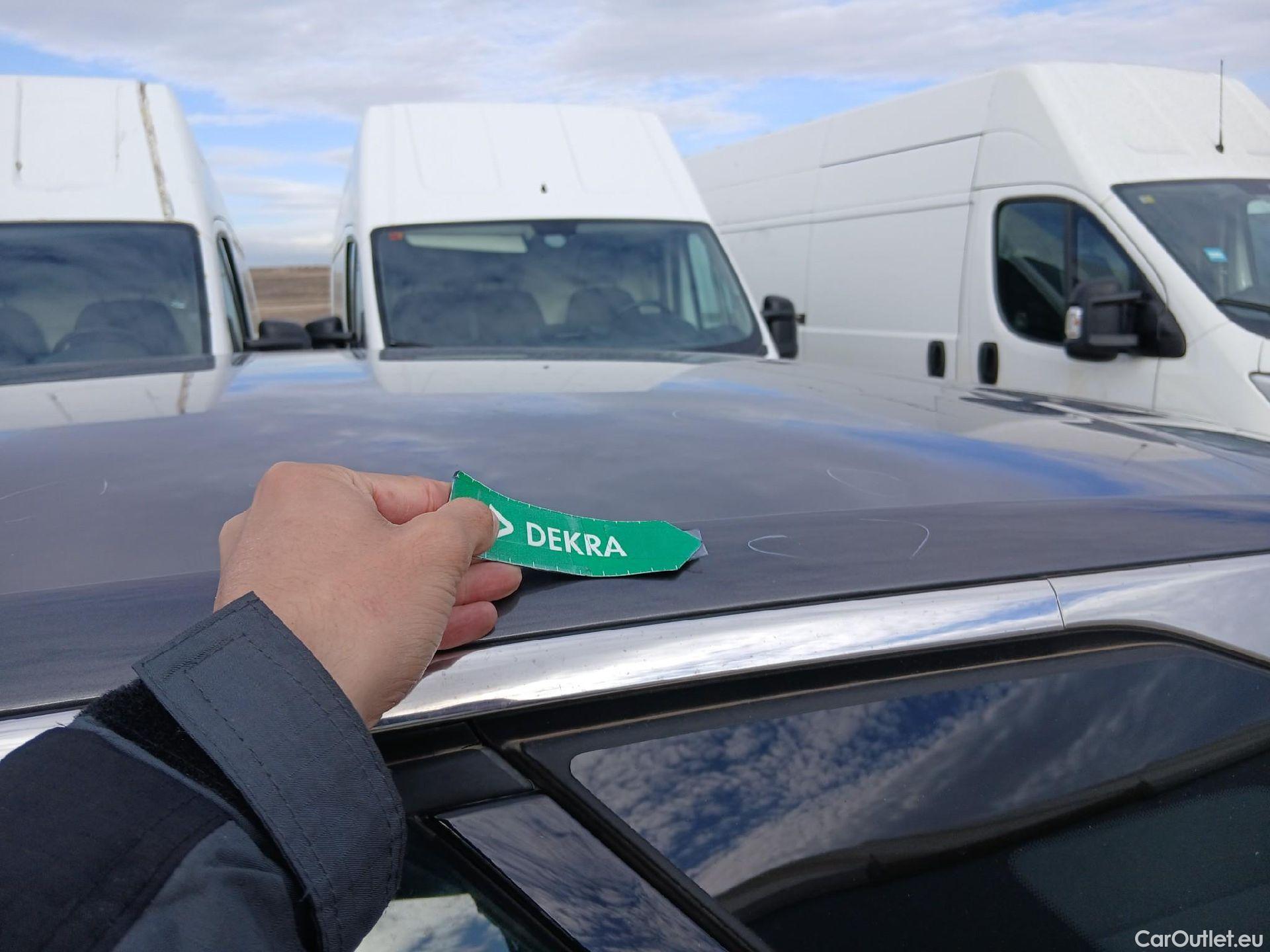  Peugeot  3008 PEUGEOT  / 2020 / 5P / todoterreno 1.5 BlueHDi 96kW (130CV) S&S Active Pack (AC3) #9