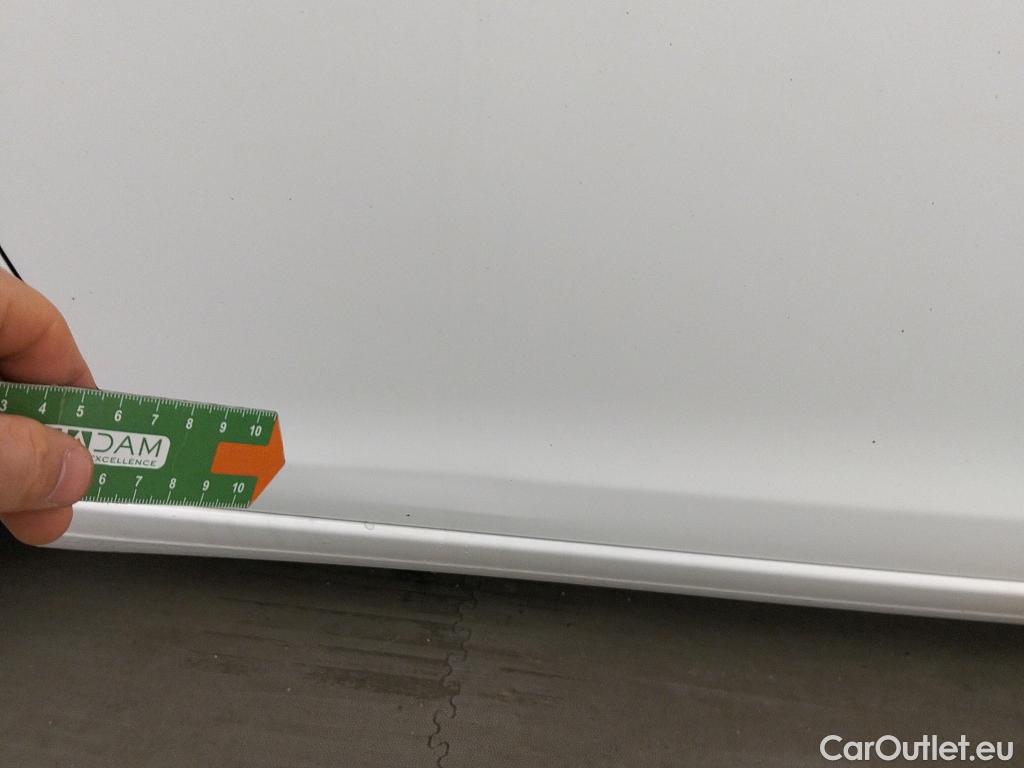  Peugeot  308 PEUGEOT  / 2017 / 5P / familiar SW Active Pack BlueHDi 130 S&S (AC2) #2