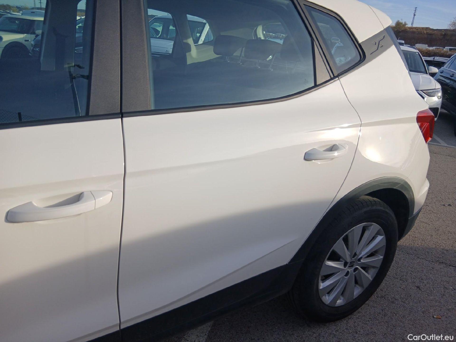  Seat  Arona  Style Special Edition 1.0 TSI 115CV AT7 E6d #5