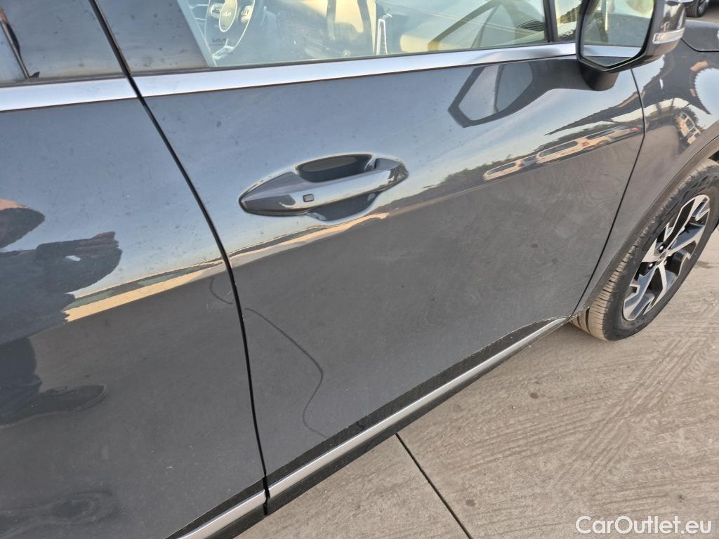  KIA  Sportage KIA  / 2022 / 5P / todoterreno 1.6 T-GDi HEV 158kW (215CV) Tech 4x2 #28